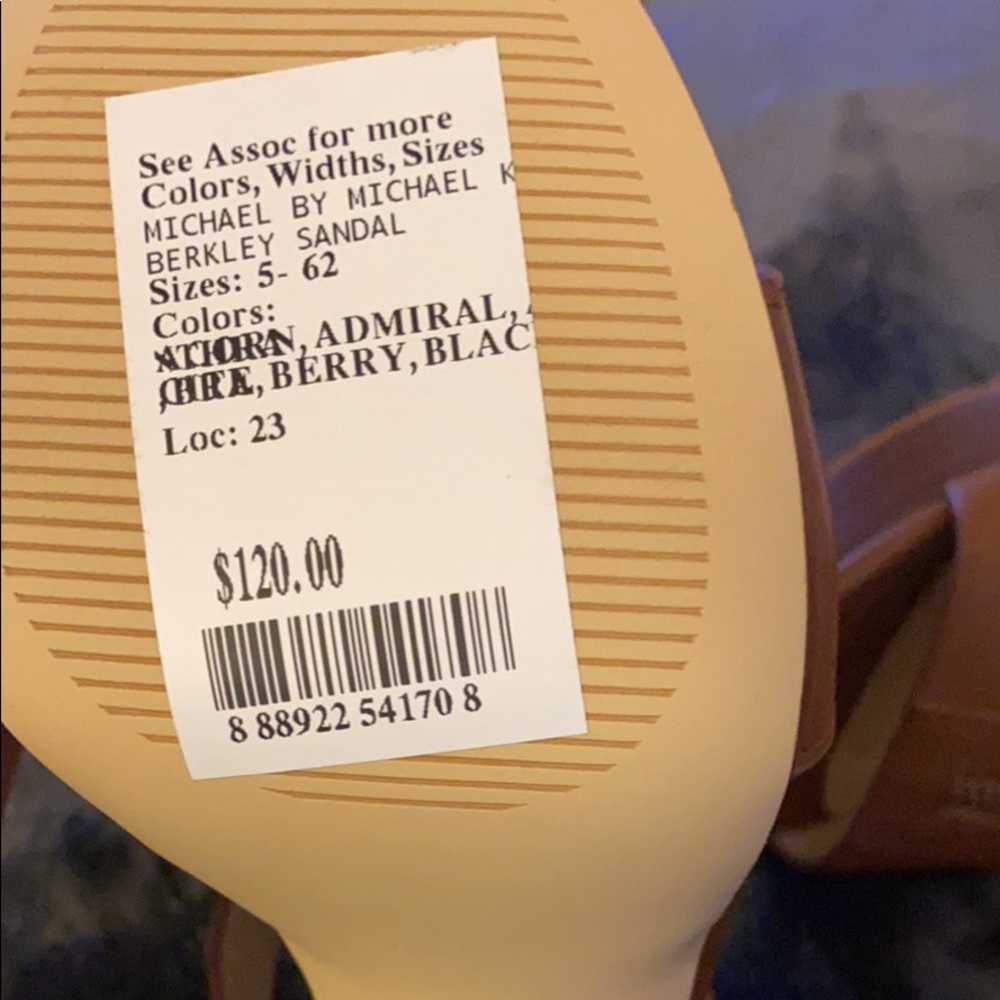 Michael kors heels - Picture 2 of 2